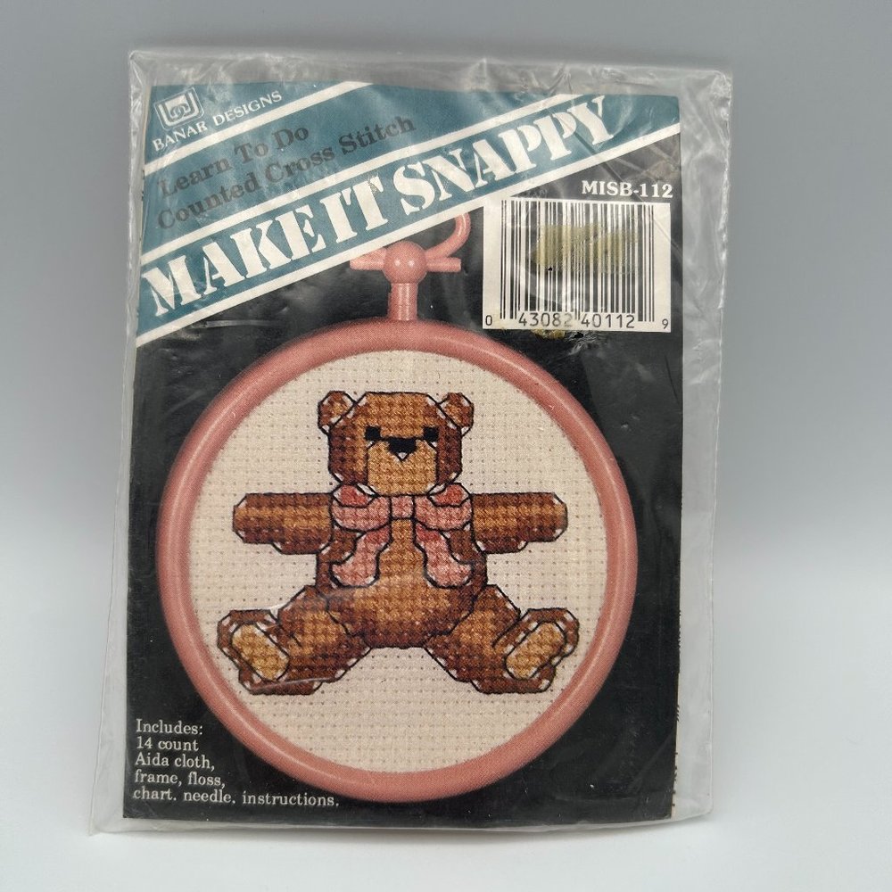 Banar Designs Counted Cross Stitch Teddy Bear MISB-112 3" Pink Hoop VTG 90s